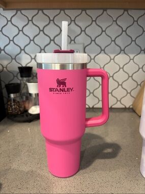 Stanley Pink Insulated Handle Tumbler with Straw Lid